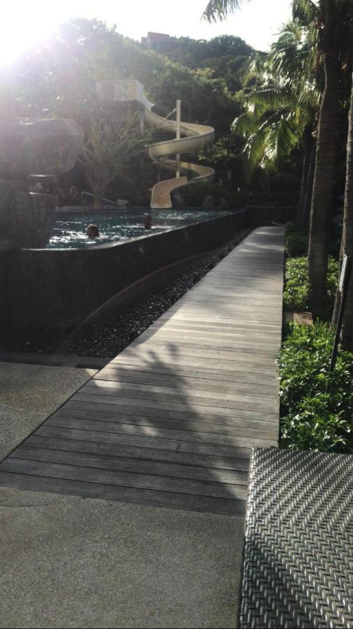 Unixx Condo Pattaya Near Walking Street Exterior photo
